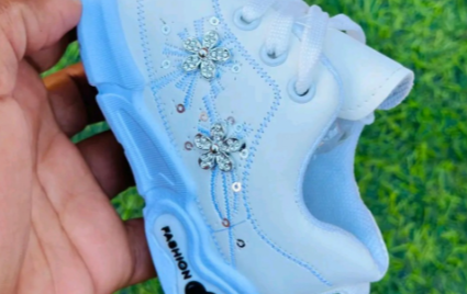 Kids shoes