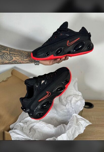Nocta sneaker