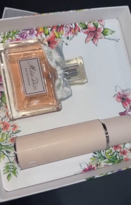 Miss Dior Dior Eau de parfum 50ml + 10ml refill🥺