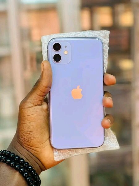 iPhone 11 Violet 64GB Débloqué