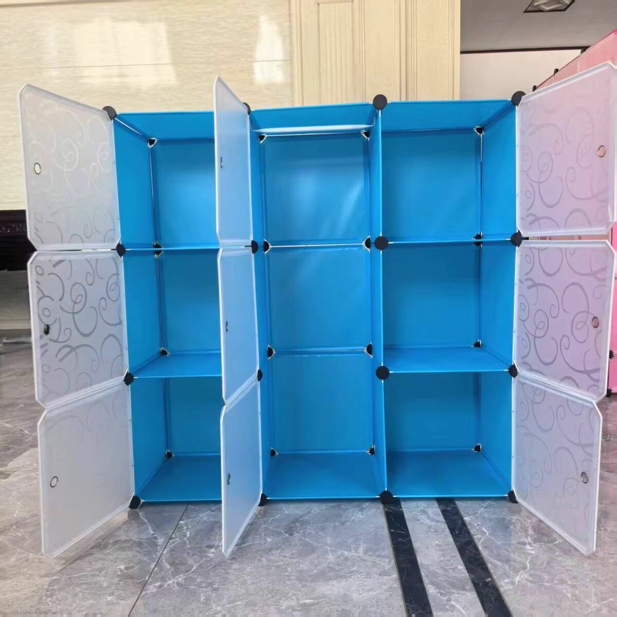 Armoire