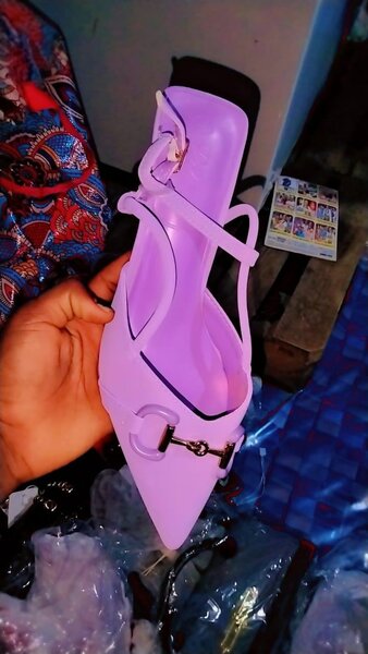Ladies sandals