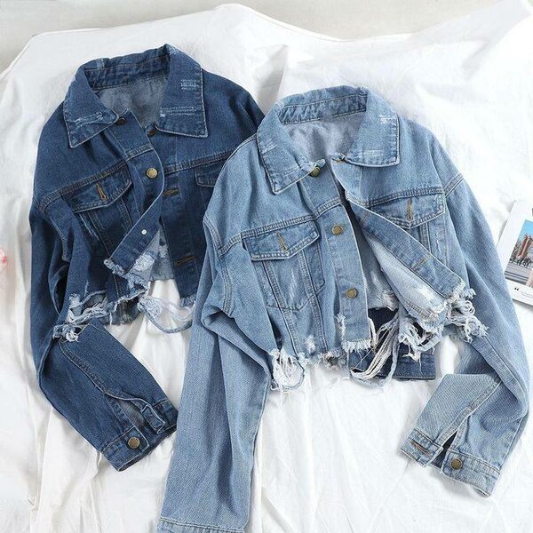 Veste en jean déchirée pour femme