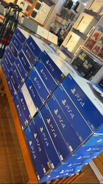 Ps4 slim