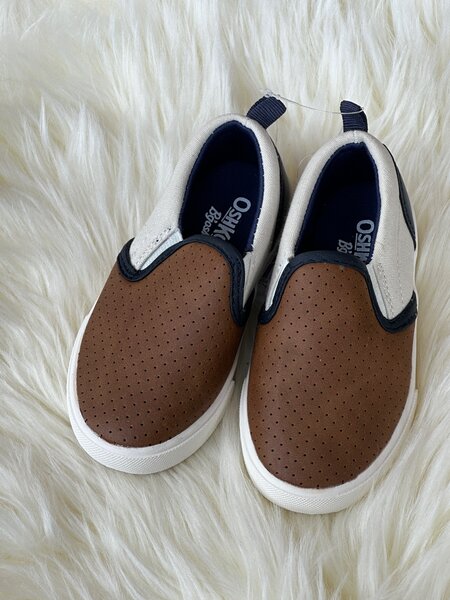Original OshKosh boys shoe