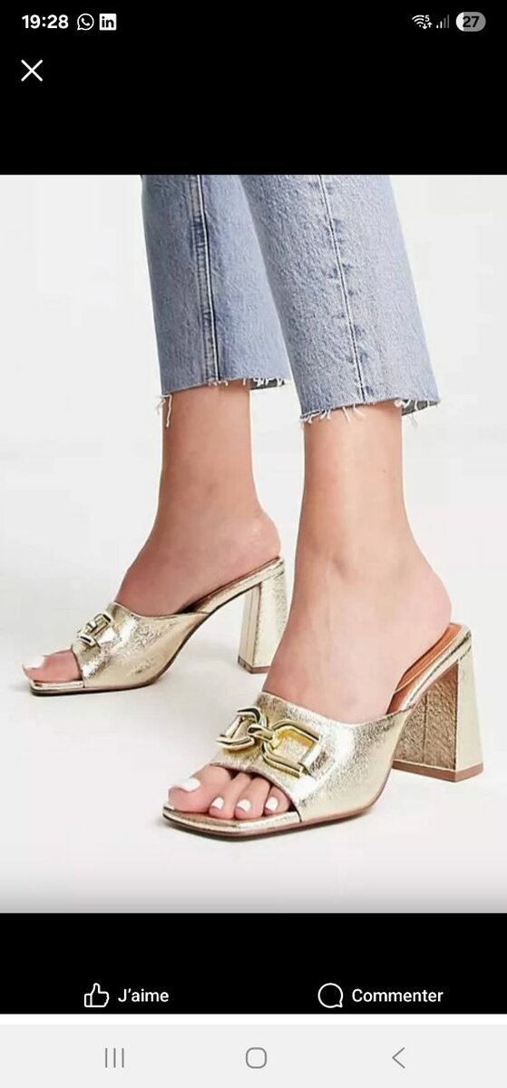 Sandales dorées à talons blocs pour femmes