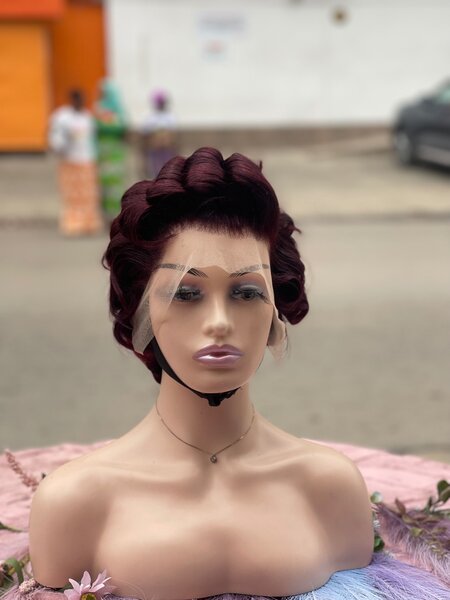 Coupe dame bouclés