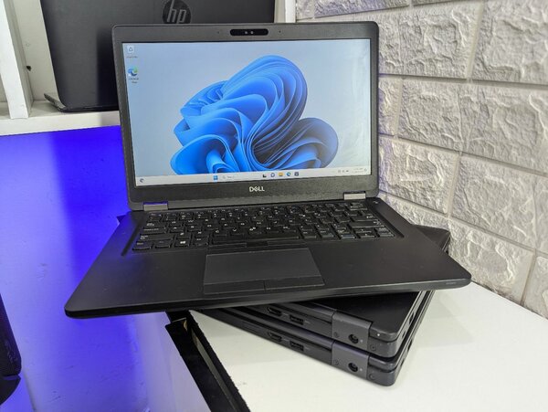 Dell 5490