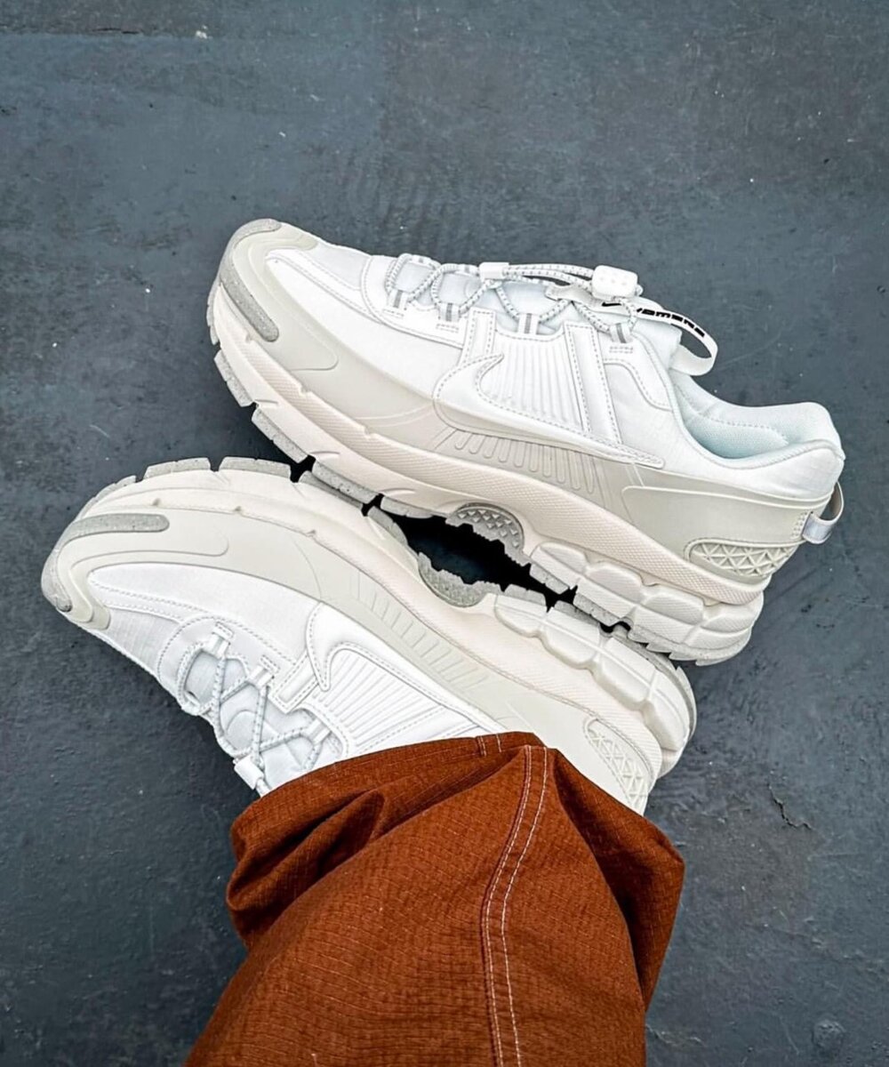 NIKE CLASSIC
