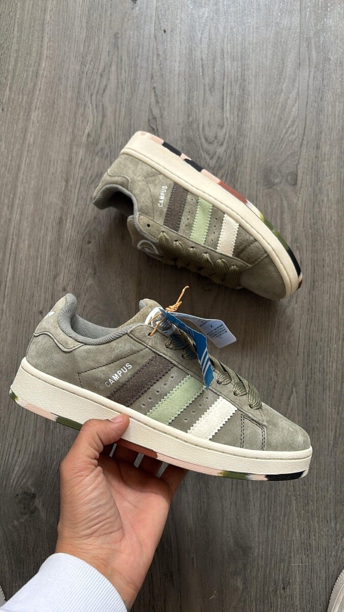 Adidas campus