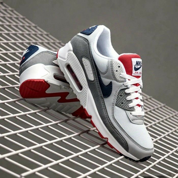 NIKE AIRMAX