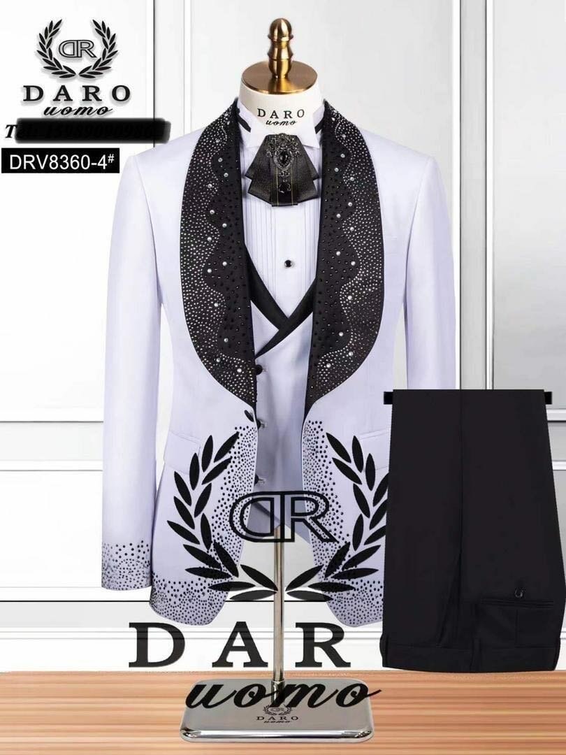 3 PIECES WHITE SUIT