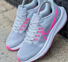 ladies sneakers