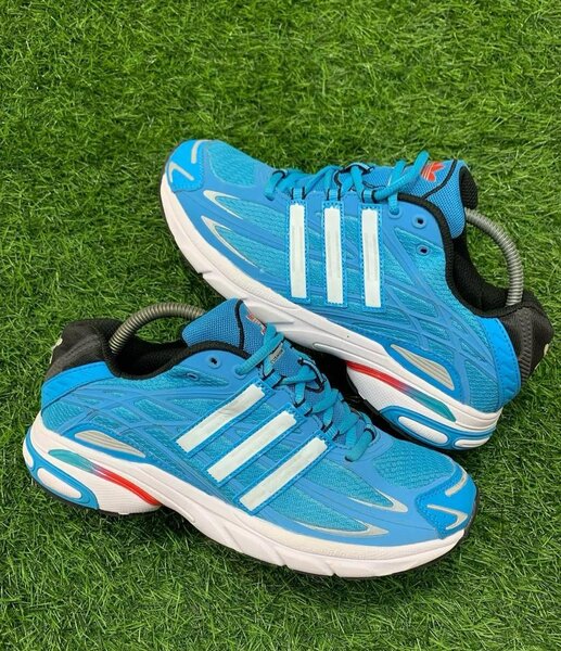 Adidas cushion 3