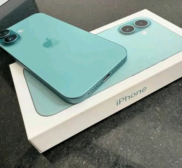iPhone 14 Vert - Design Élégant