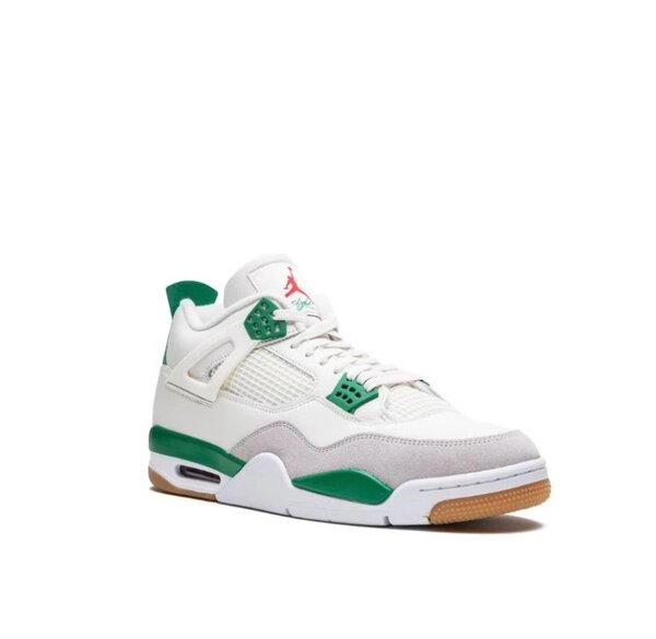 Jordan 4 SB dunks