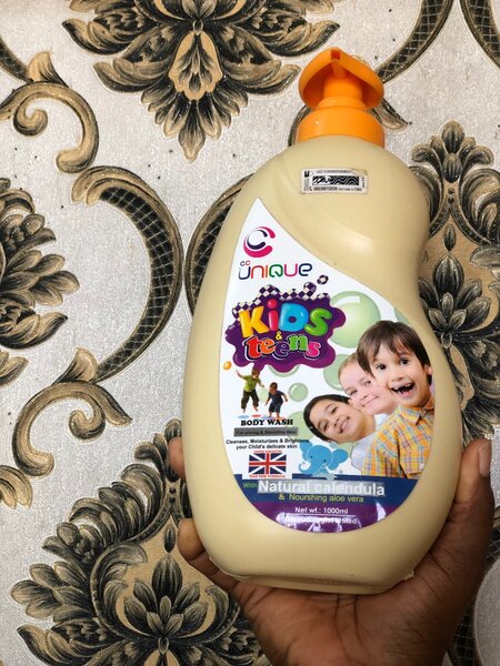 Cc unique body wash