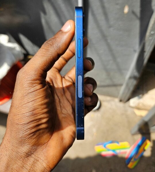 iPhone 12