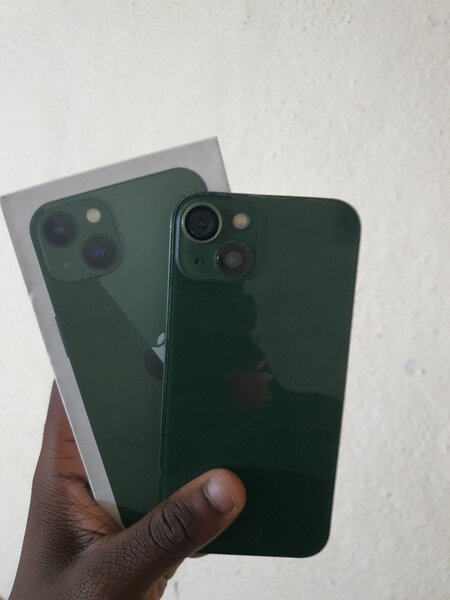 Iphone 13 Simple