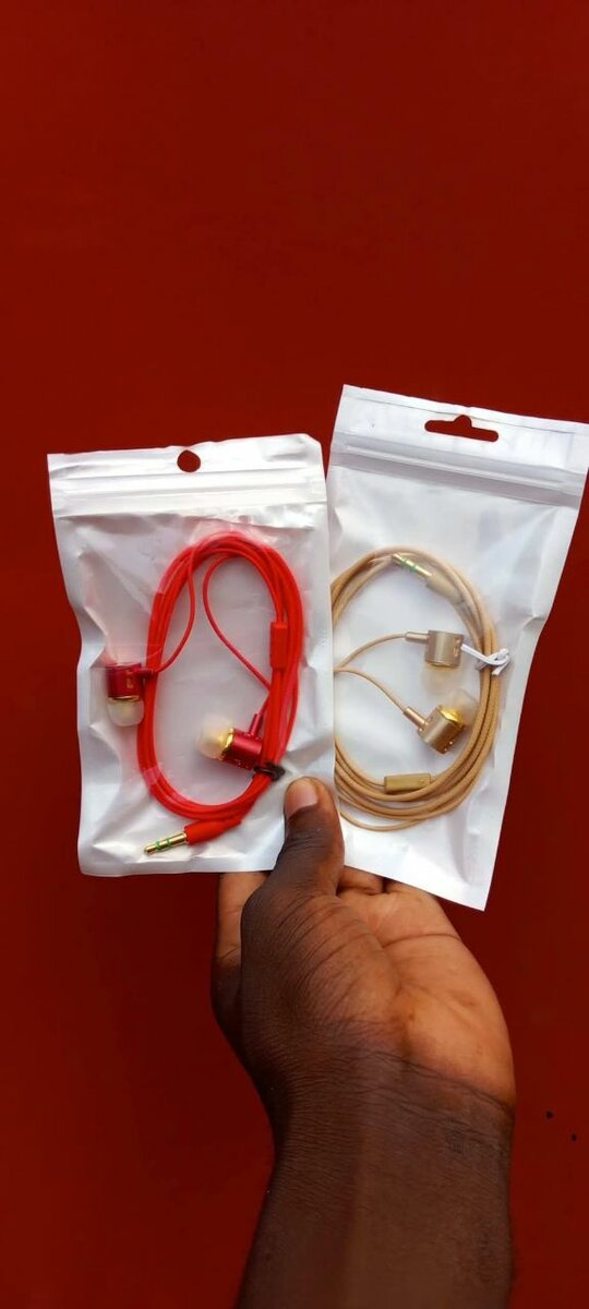 Wired Headphones