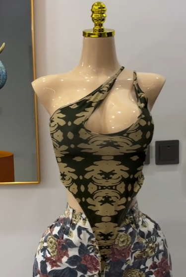 Body with print