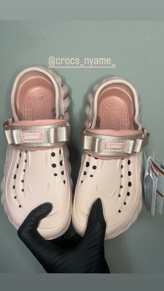 Echo Crocs Pink
