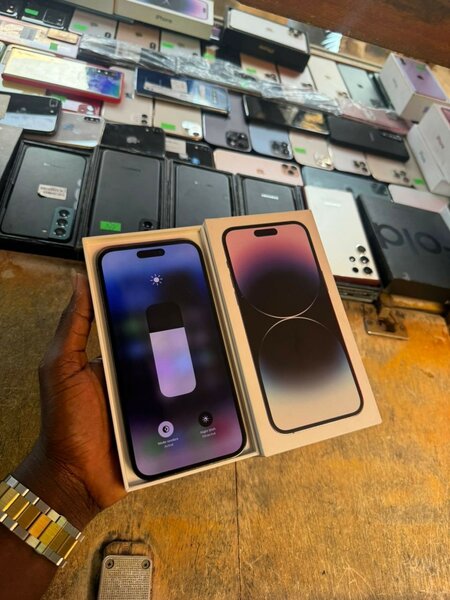 iPhone 14 pro Max