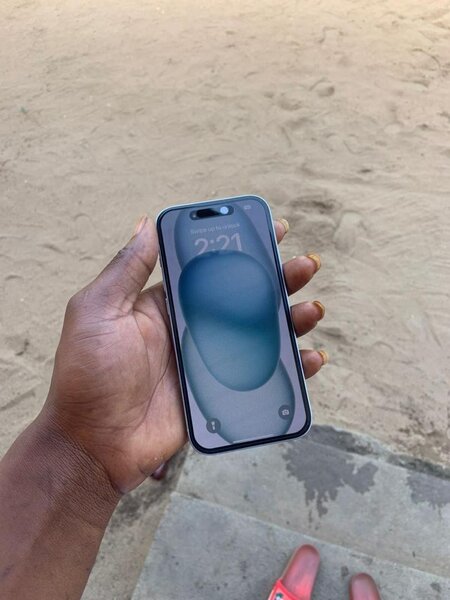 iPhone 15
