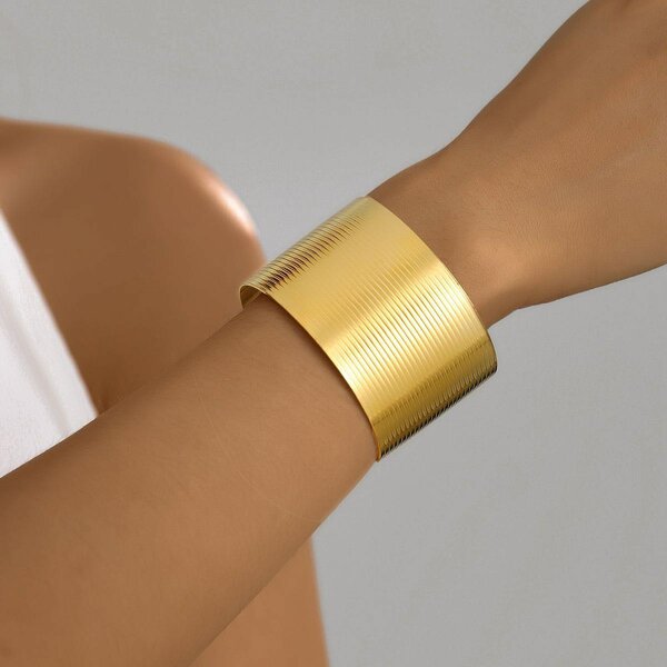 Bracelet manchette doré élégant