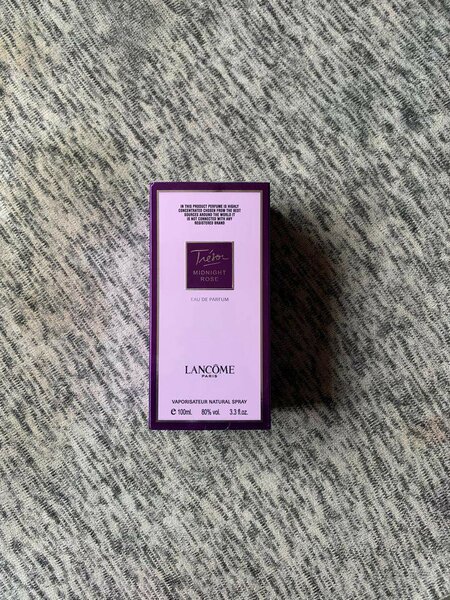 Ladies' perfume