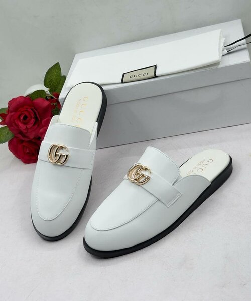 Leather half shoes