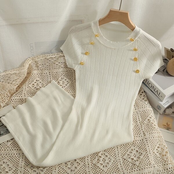 White bodycon dress