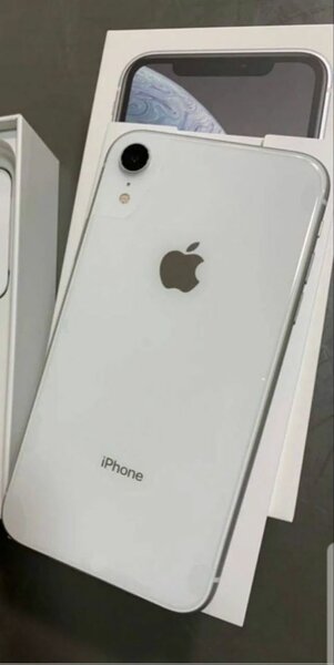 iPhone XR