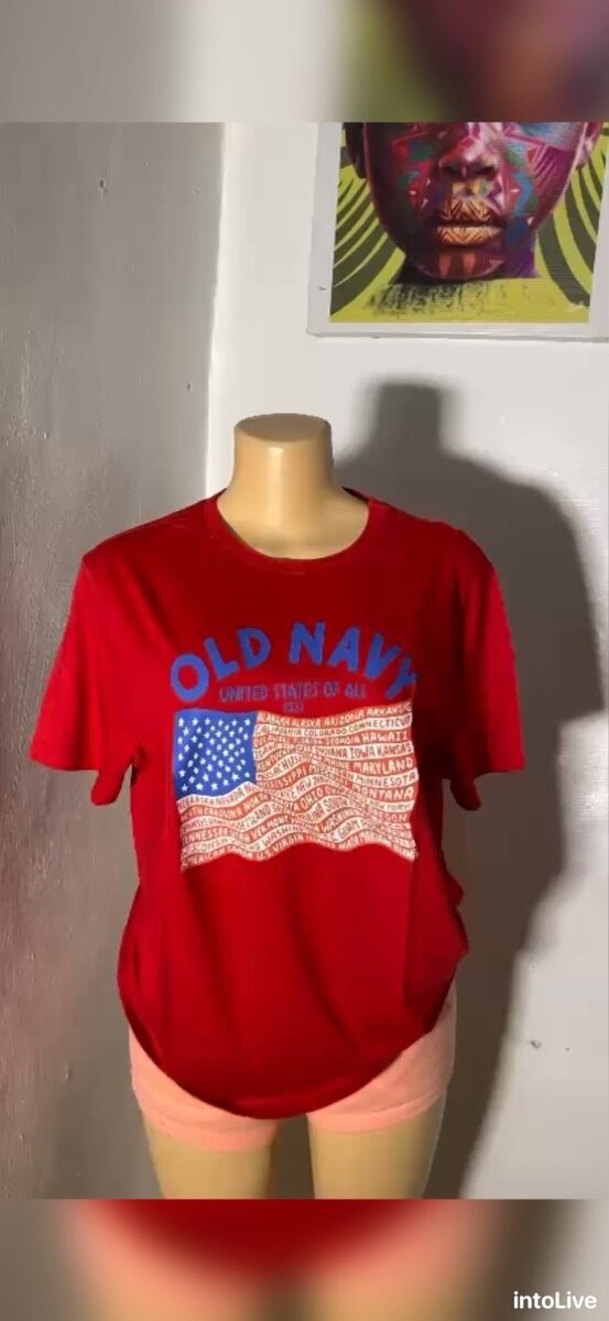 Its unisex T-shirts