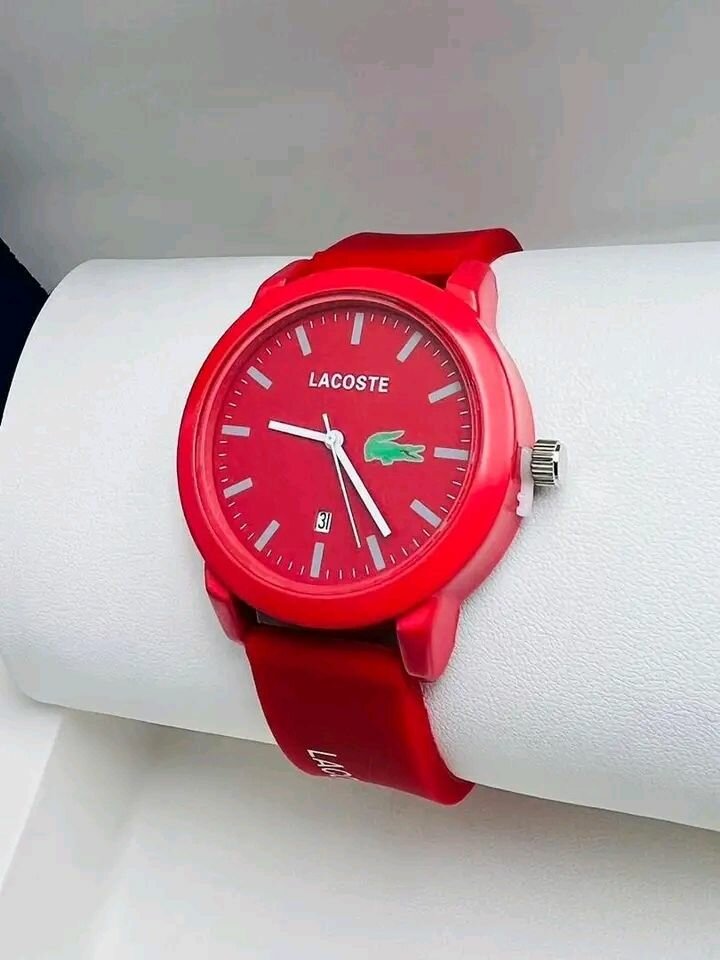 Montre Lacoste