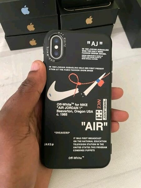 Coque Off-White iPhone X/XS