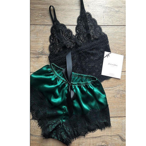 Set of underwear