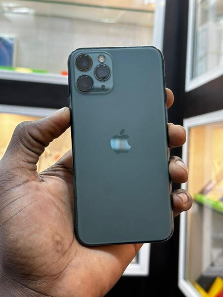 iPhone 11pro 512go sans ID