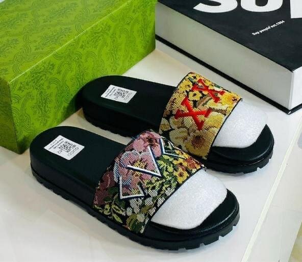 Fashion slides