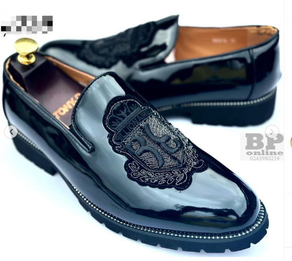Men's classic shoes