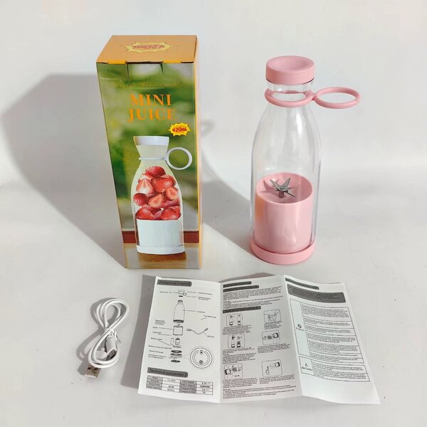 Mini Fruits Blender