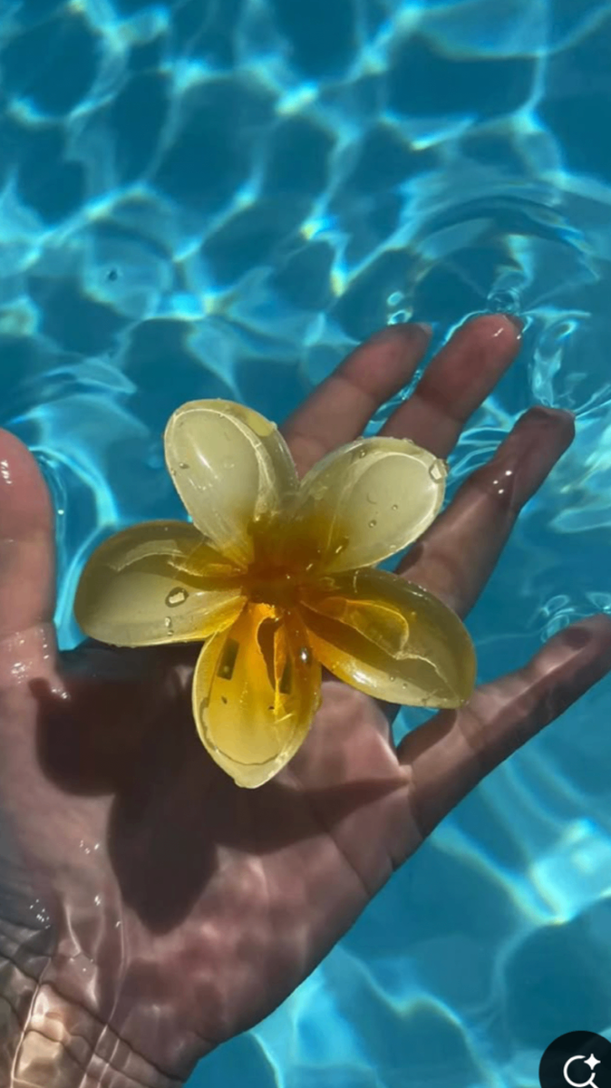 Griffe en fleurs