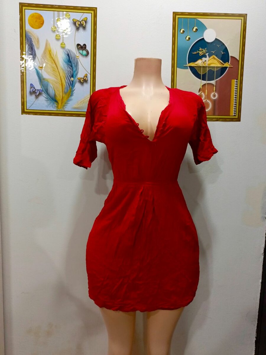 Robe Rouge Élégante