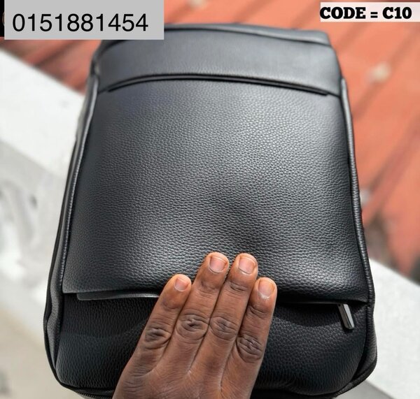 Sac à dos en cuir élégant