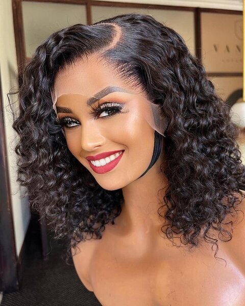 Curly wig
