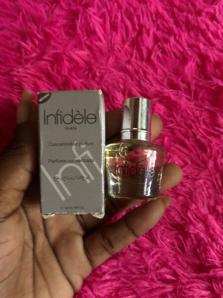 Essence de parfum