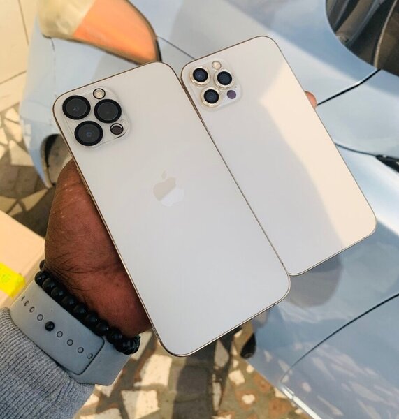 iPhone 12 Pro Max