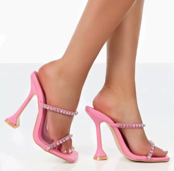 Slipper heels