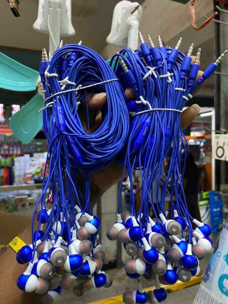 Headset with mp