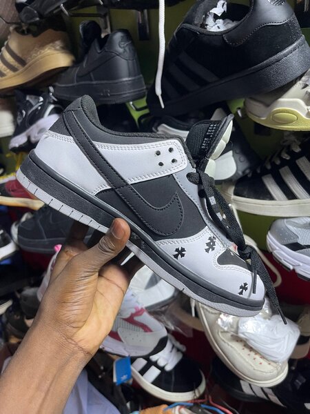 Nike dunk low